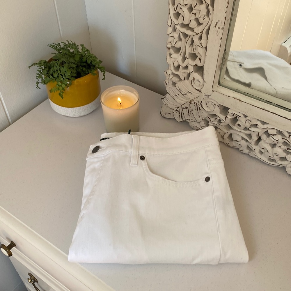 Ralph Lauren White Classic Straight Slimming Fit Jean
